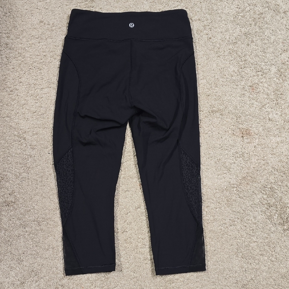 NWOT 💎 Lululemon Luxtreme Twist & Train Crop (19")Black SIZE 6 - Picture 5 of 11